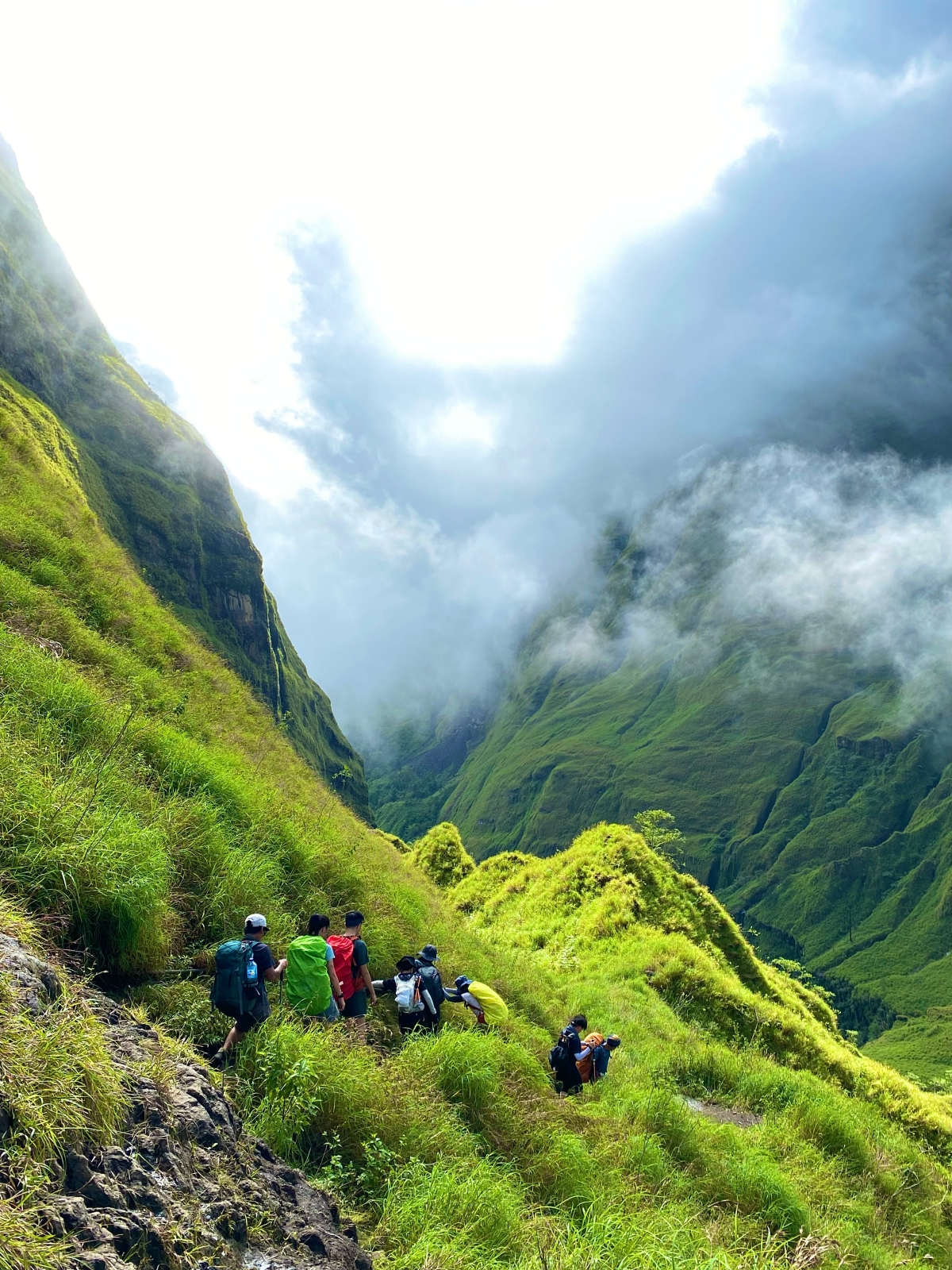 3D-2N Summit,Lake & hot spring (Sembalun-Torean)
